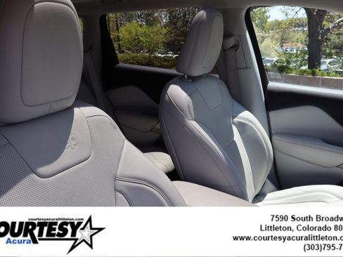 Used 2019 Jeep Cherokee Limited w/ Luxury Group AWD/4WD image 33