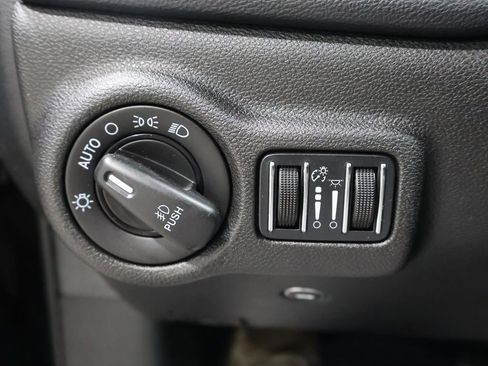 Used 2015 Dodge Dart SXT w/ Sun/Sound Group image 29