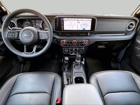 Used 2025 Jeep Gladiator Sport w/ Premium Package AWD/4WD image 28