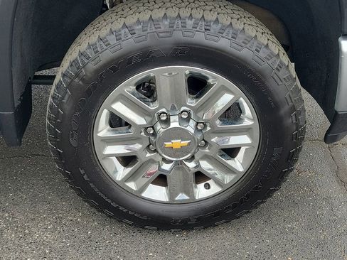 Certified 2024 Chevrolet Silverado 3500 High Country w/ High Country Premium Package AWD/4WD image 8