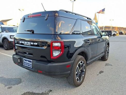 Used 2023 Ford Bronco Sport Outer Banks w/ Tech Package image 11