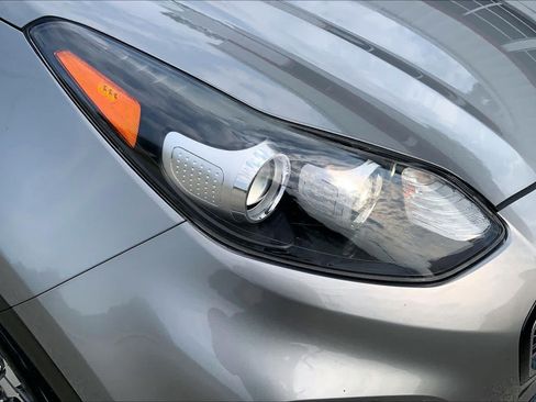 Used 2020 Kia Sportage LX FWD image 26