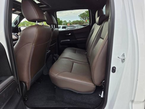 Used 2021 Toyota Tacoma Limited RWD image 11
