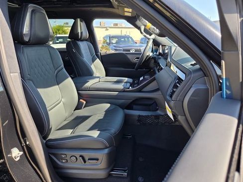 New 2026 INFINITI QX80 Autograph image 23