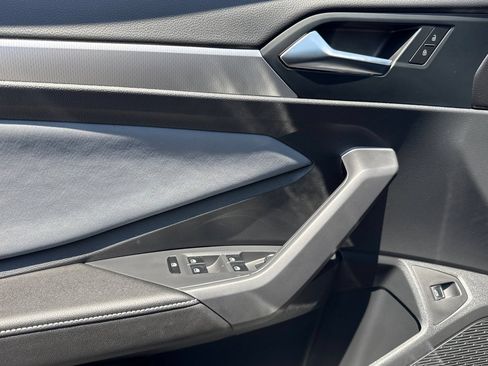 New 2026 Volkswagen Jetta SE FWD image 9