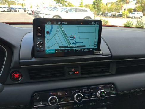 New 2025 Honda Pilot Touring image 25