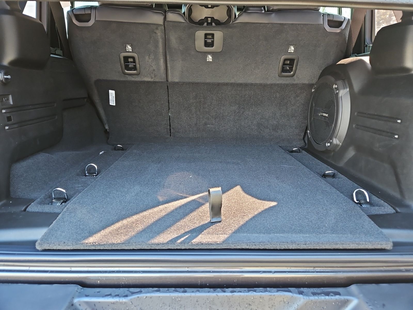 New 2026 Jeep Wrangler Unlimited Sahara AWD/4WD image 19