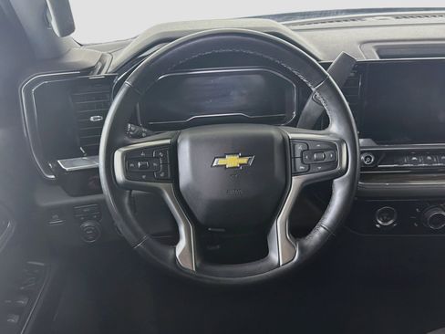 Used 2024 Chevrolet Silverado 1500 LT AWD/4WD image 18