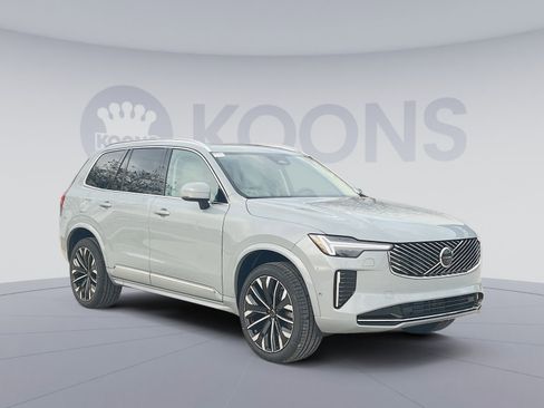 New 2026 Volvo XC90 B6 Ultra image 10