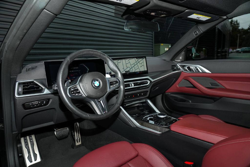 Used 2024 BMW M440i Convertible RWD image 4