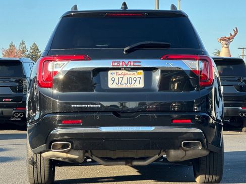 Used 2023 GMC Acadia Denali w/ Black Diamond Edition image 6