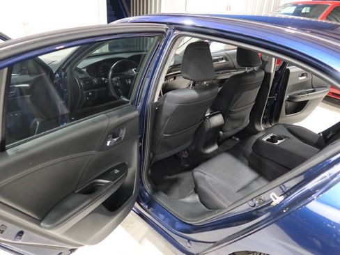 Used 2015 Honda Accord Sport image 16