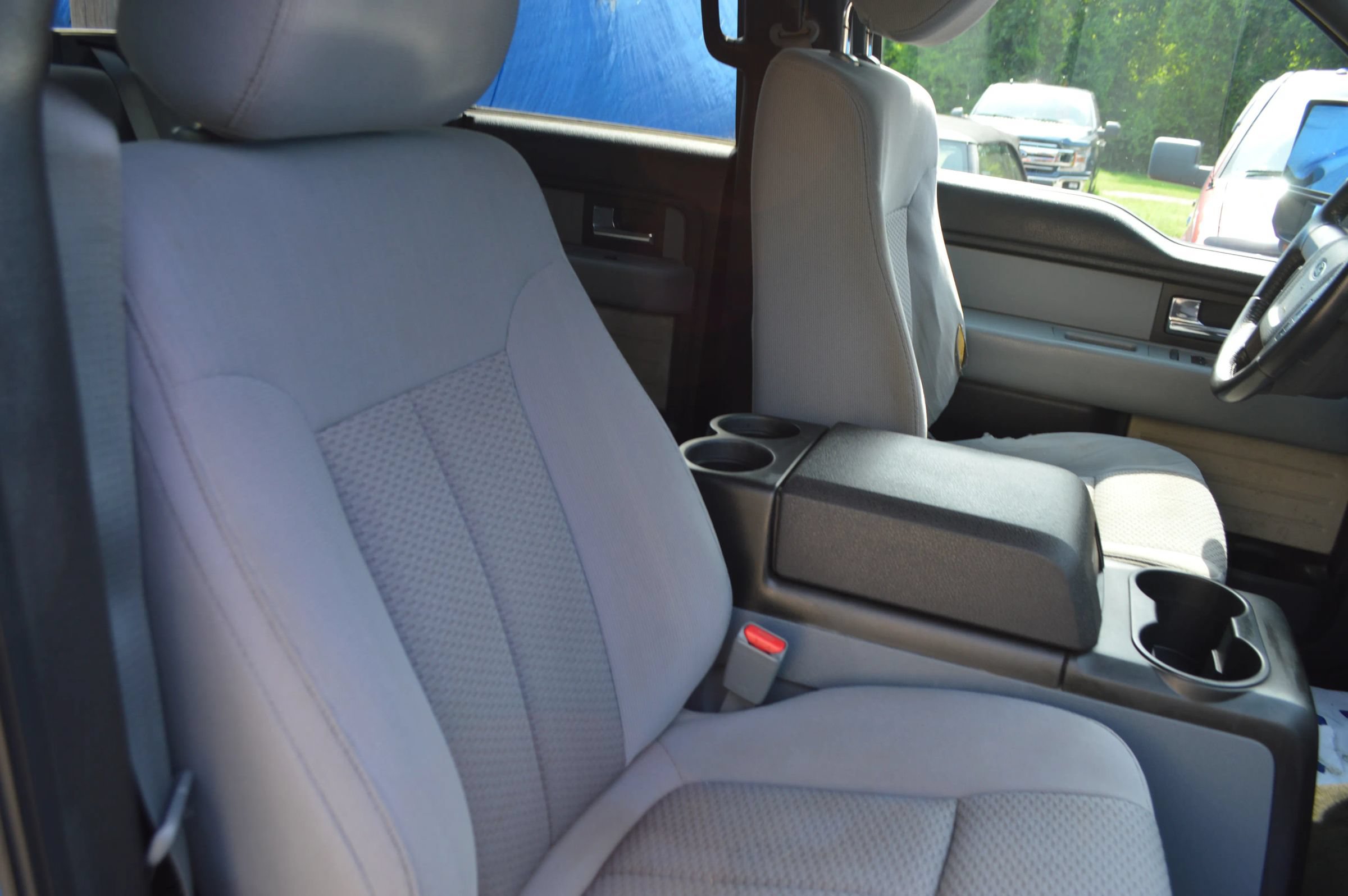 Used 2013 Ford F150 XLT w/ XLT Chrome Pkg AWD/4WD image 23