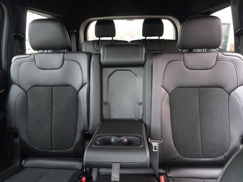 New 2026 Jeep Grand Cherokee L 4WD image 40