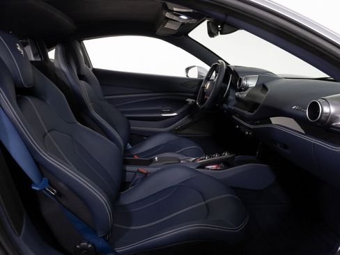 Used 2022 Ferrari F8 Tributo image 40