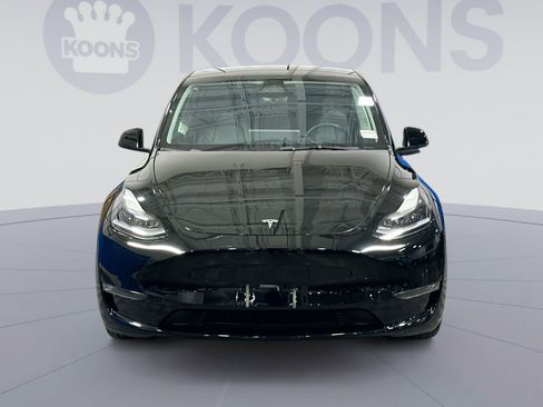Used 2023 Tesla Model Y Long Range image 11
