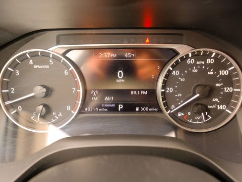 Used 2023 Nissan Rogue SV image 40