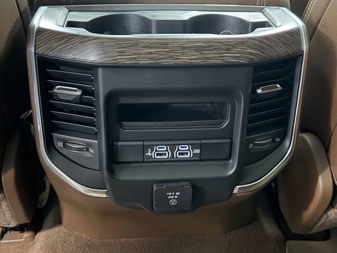 Used 2020 RAM 1500 Laramie image 24