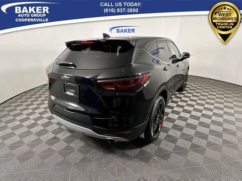 Used 2023 Chevrolet Blazer LT image 9