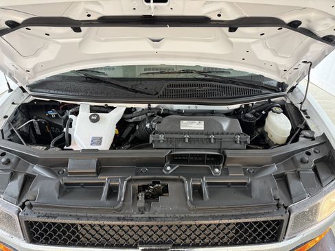 New 2025 Chevrolet Express 3500 w/ Power Convenience Package image 8