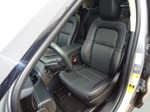 Used 2024 Lincoln Corsair Reserve w/ Equipment Group 201A image 23