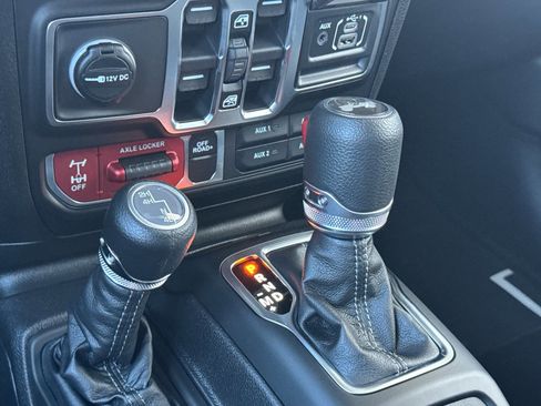 New 2026 Jeep Wrangler Unlimited Sport image 19