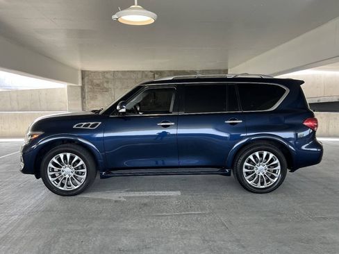 Used 2017 INFINITI QX80 4WD w/ Driver Assistance Package image 13