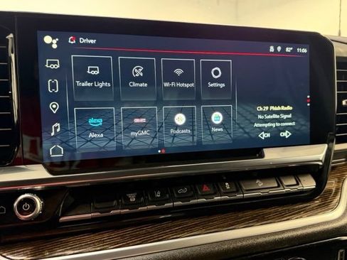 Used 2024 GMC Sierra 2500 SLE w/ SLE Convenience Package AWD/4WD image 18