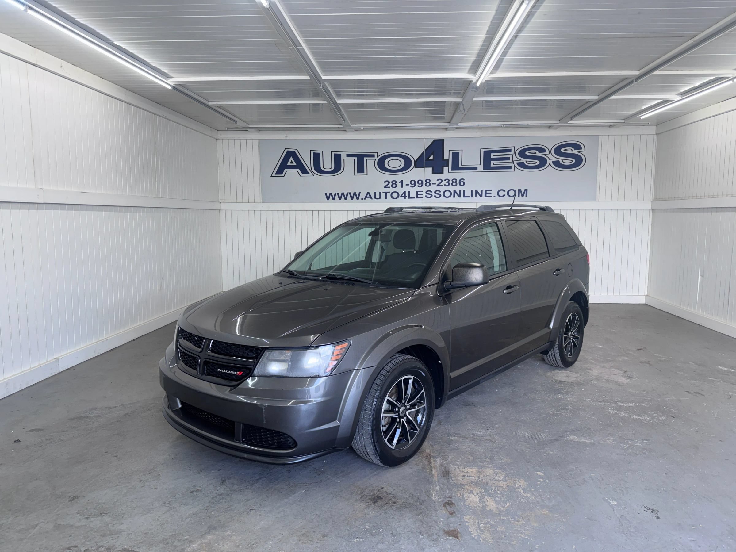 Used 2018 Dodge Journey SE w/ Popular Equipment Group FWD image 1