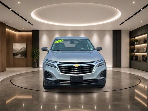 Certified 2024 Chevrolet Equinox LS w/ LS Convenience Package FWD image 2