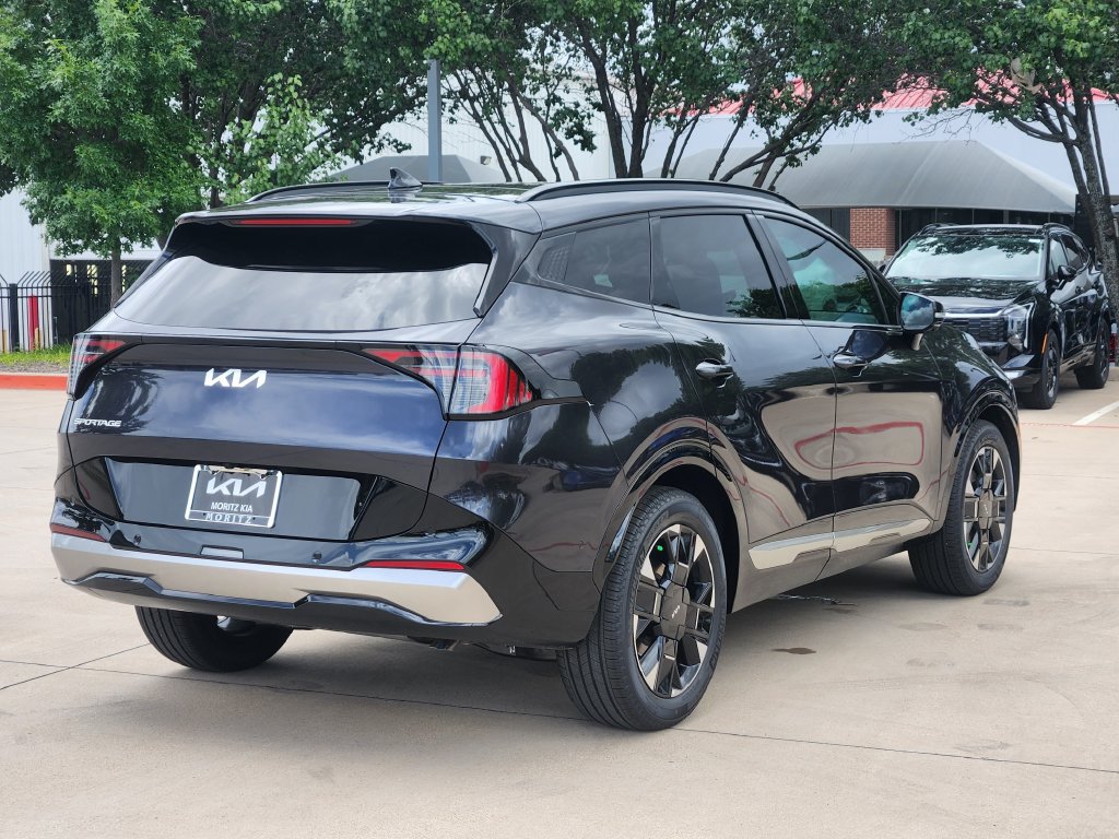 New 2026 Kia Sportage SX FWD image 4