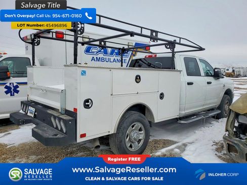 Used 2023 RAM 2500 Tradesman w/ Chrome Appearance Group image 4