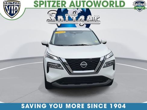 Used 2021 Nissan Rogue SV FWD image 3