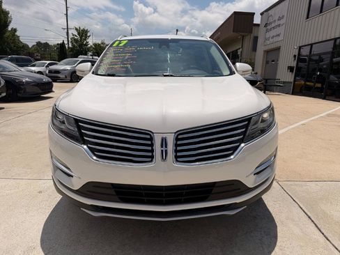 Used 2017 Lincoln MKC Select w/ Select Plus Package FWD image 19
