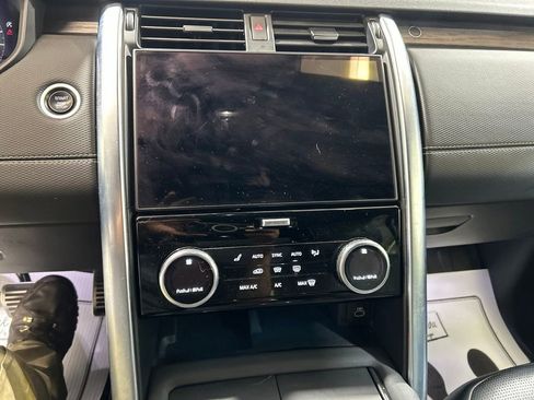 Used 2022 Land Rover Discovery HSE R-Dynamic AWD/4WD image 27