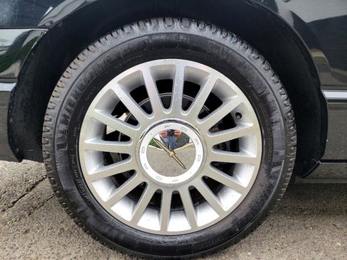 Used 2004 Ford Thunderbird Deluxe image 24