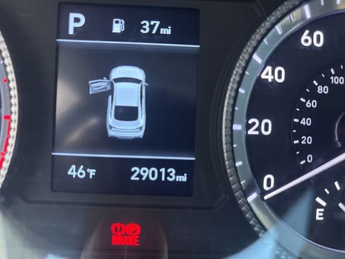 Used 2023 Hyundai Sonata SE w/ Cargo Package FWD image 13