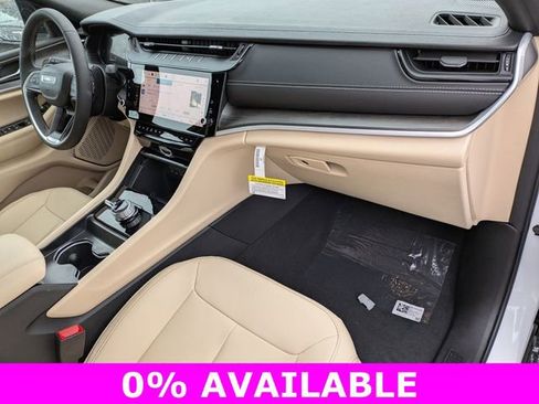 New 2026 Jeep Grand Cherokee Limited image 28