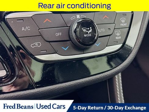 Used 2023 Chrysler Pacifica Limited w/ S Appearance Package FWD image 20