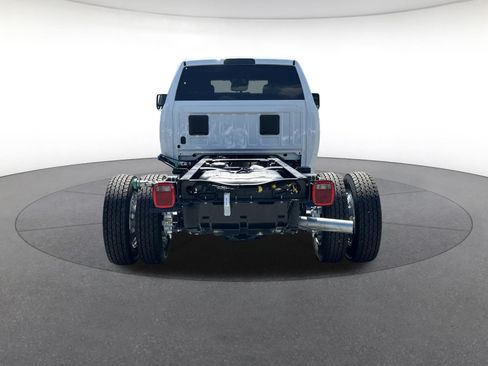 New 2026 RAM 5500 Tradesman AWD/4WD image 4