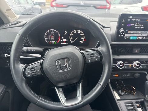 Used 2023 Honda CR-V EX-L image 3