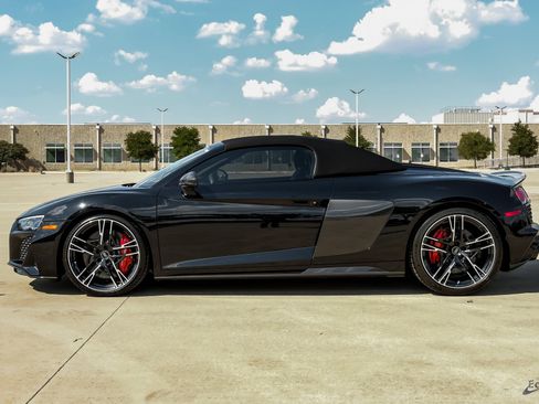 Used 2022 Audi R8 V10 performance AWD/4WD image 8