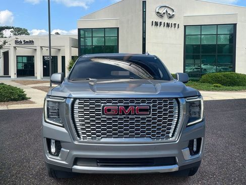 Used 2024 GMC Yukon Denali image 2