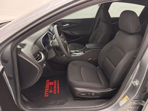Used 2024 Chevrolet Malibu LT image 16