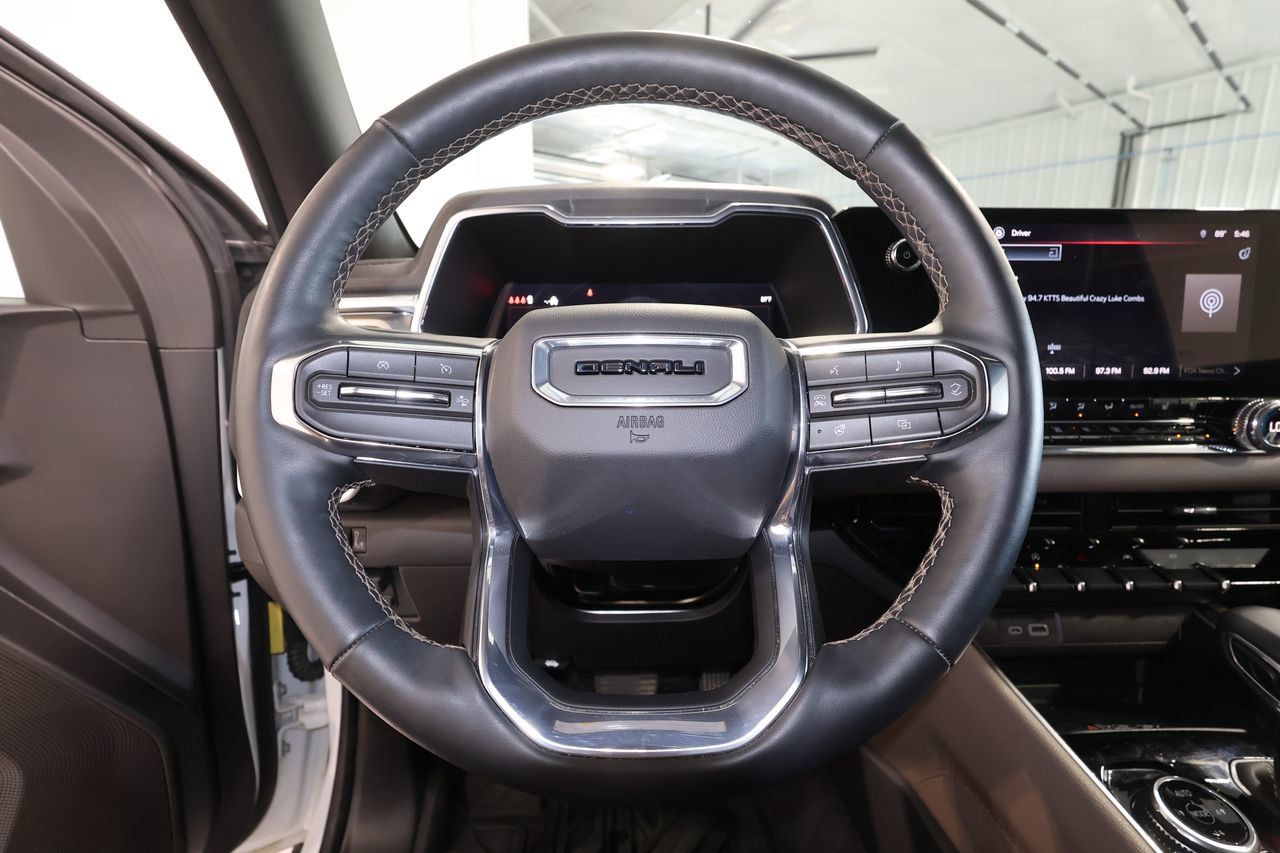 Certified 2026 GMC Canyon Denali AWD/4WD image 10