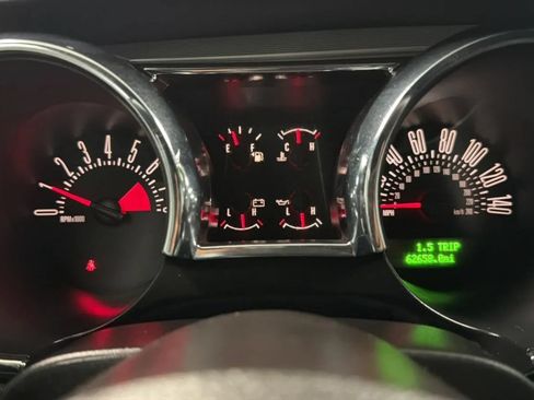 Used 2006 Ford Mustang GT Premium RWD image 11