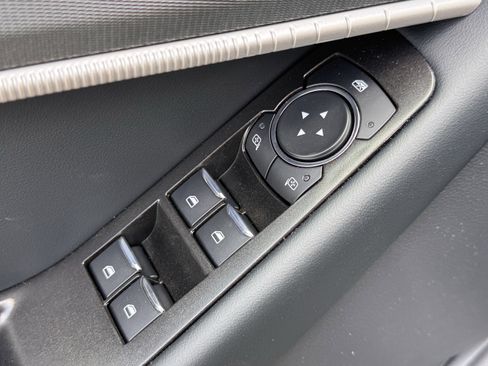 New 2026 Ford Explorer ST-Line w/ ST-Line Street Pack image 10