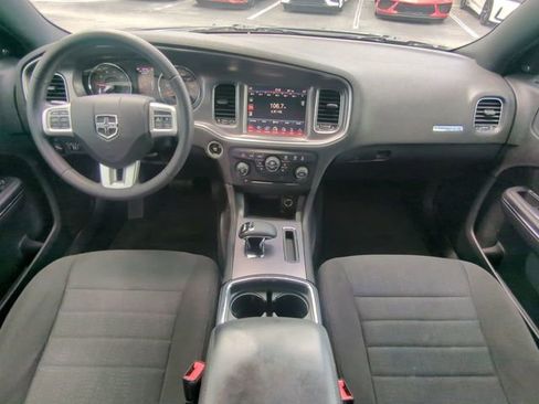 Used 2014 Dodge Charger SXT RWD image 15
