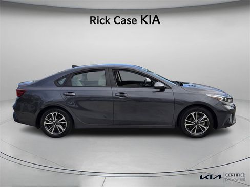 Certified 2023 Kia Forte LXS w/ LXS Technology Package image 4