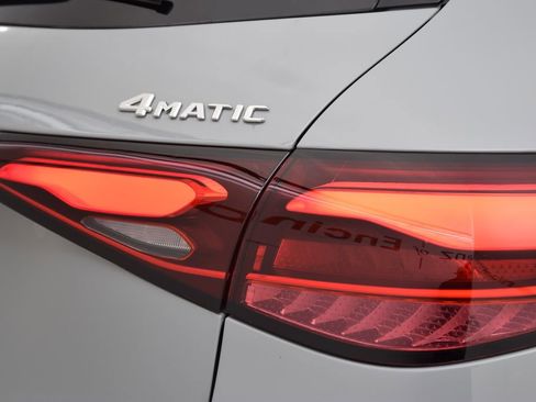 New 2026 Mercedes-Benz GLC 300 4MATIC image 14